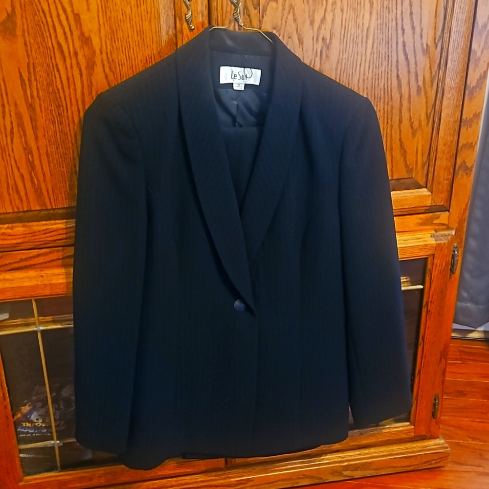 Women's Suit